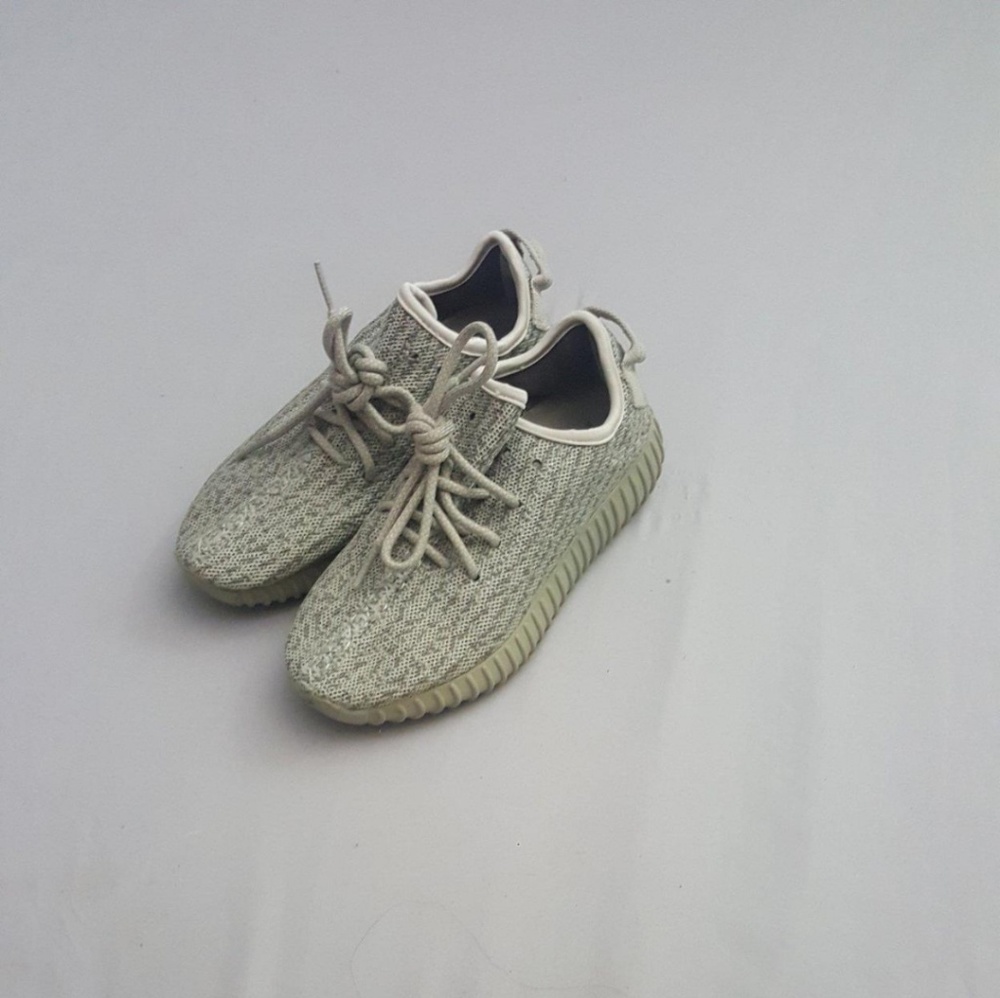 Khaki sneakers